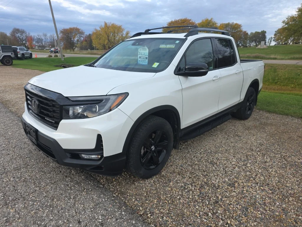 Used 2022 White Honda Black Edition image 3
