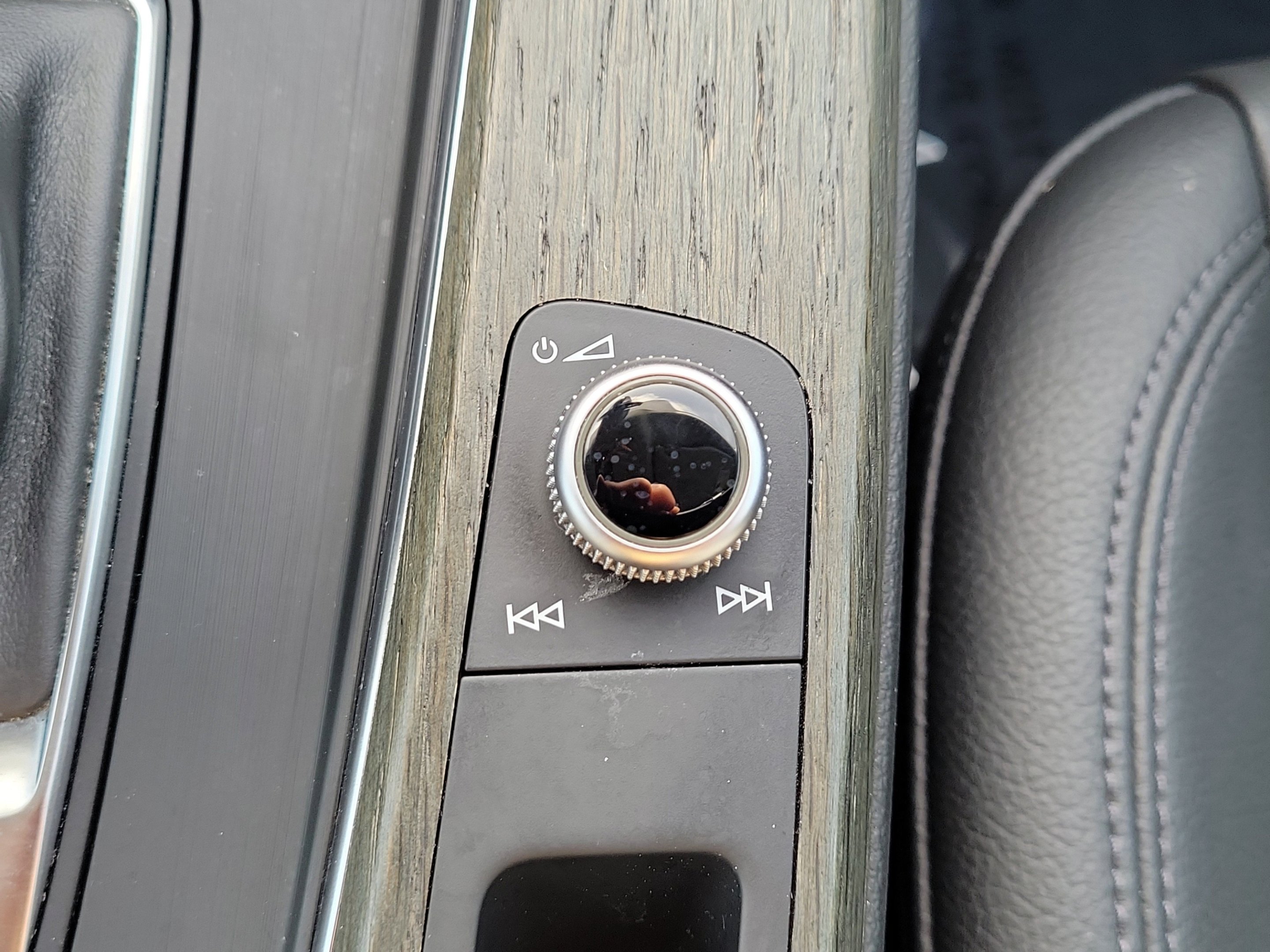 Used 2019 Monsoon Gray Metallic Audi 2.0T Premium image 19