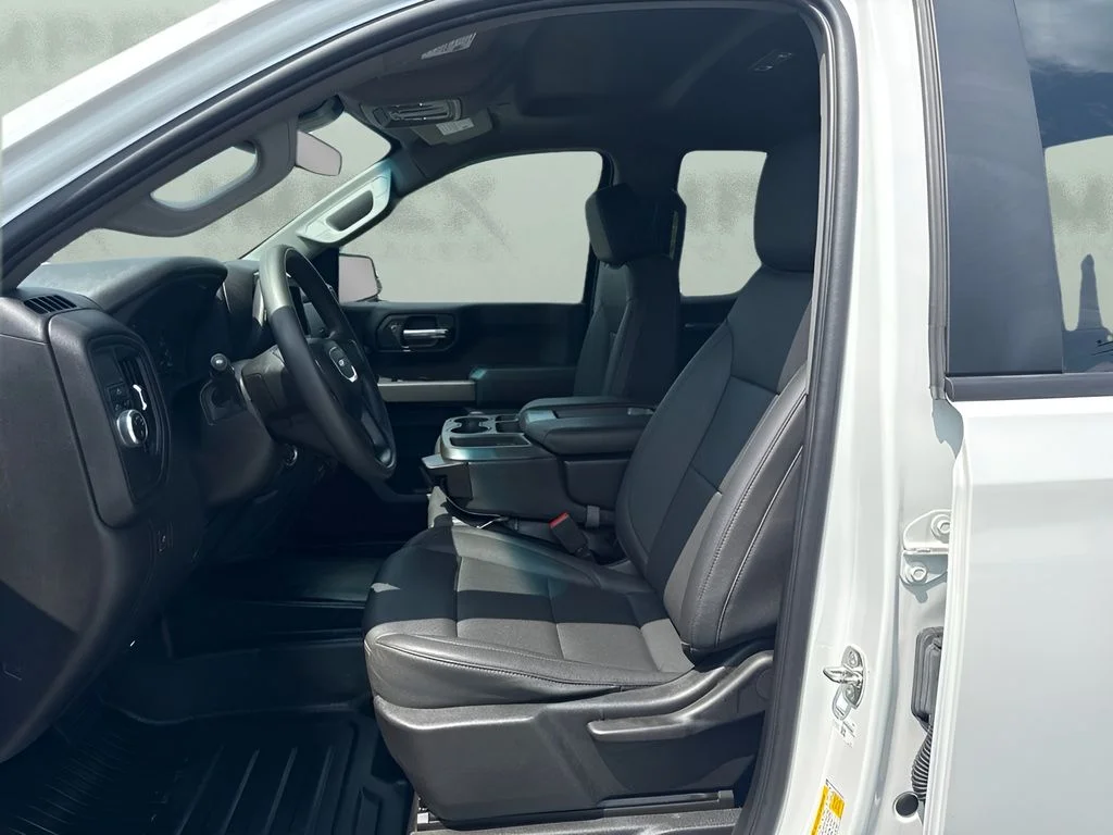 Used 2023 White GMC Pro image 5