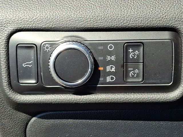 Certified Used 2023 Green Metallic Ford XLT image 23