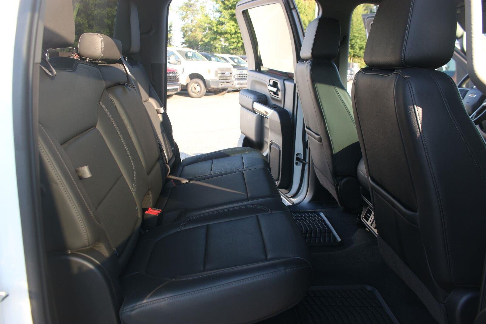 Used 2020 SUMMIT WHITE Chevrolet LTZ image 37
