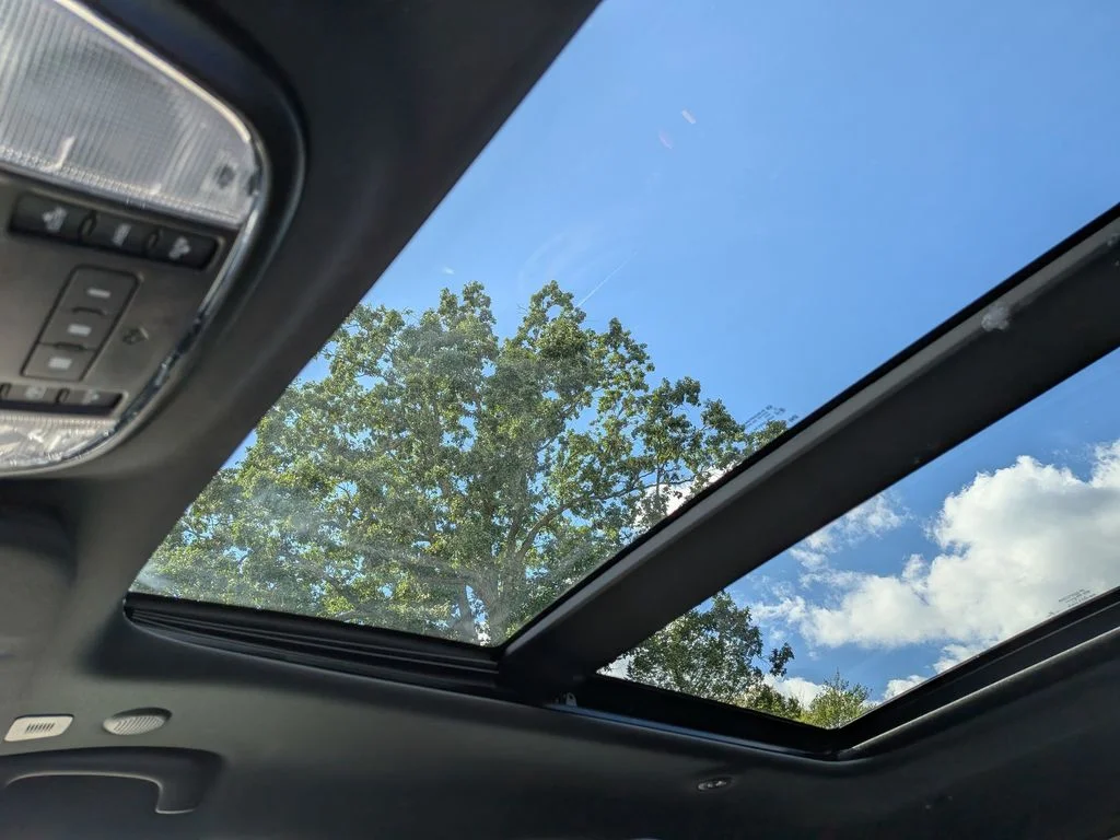 Used 2021 Black Jeep Limited image 27