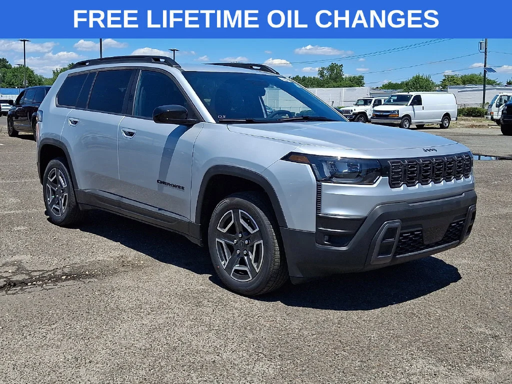 New 2026 Silver Zynith Clear-Coat Exterior Paint Jeep Laredo image 1