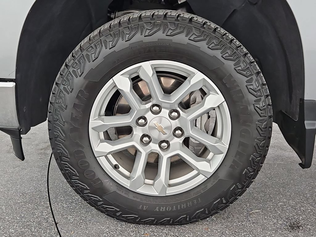 2023 Chevrolet Silverado 1500 LT - Photo 38