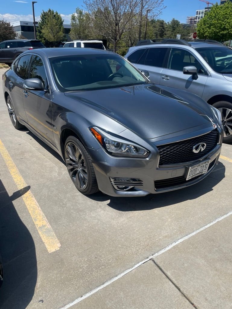 2017 INFINITI Q70 3.7 AWD's photo