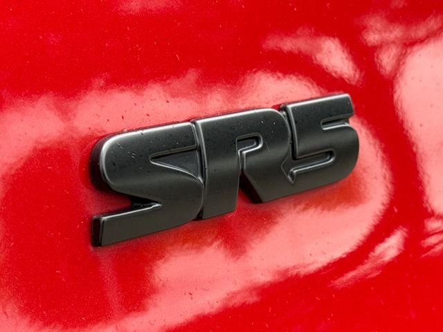 Used 2018 Red Toyota SR5 image 6