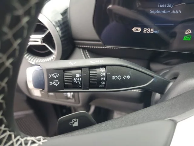 2025 Chevrolet Blazer EV LT - Photo 25
