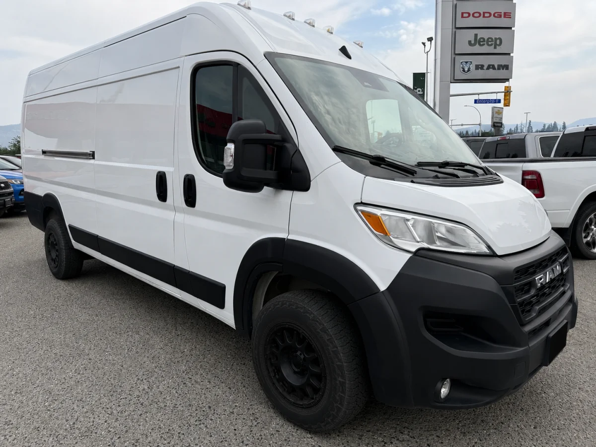 Used 2024 White RAM Tradesman image 14