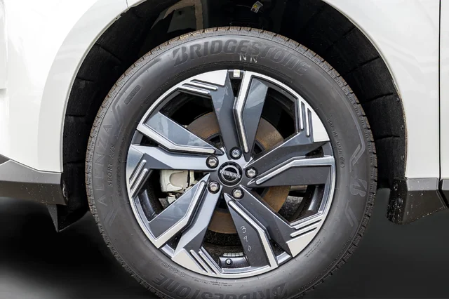 2025 Nissan Murano SL - Photo 16