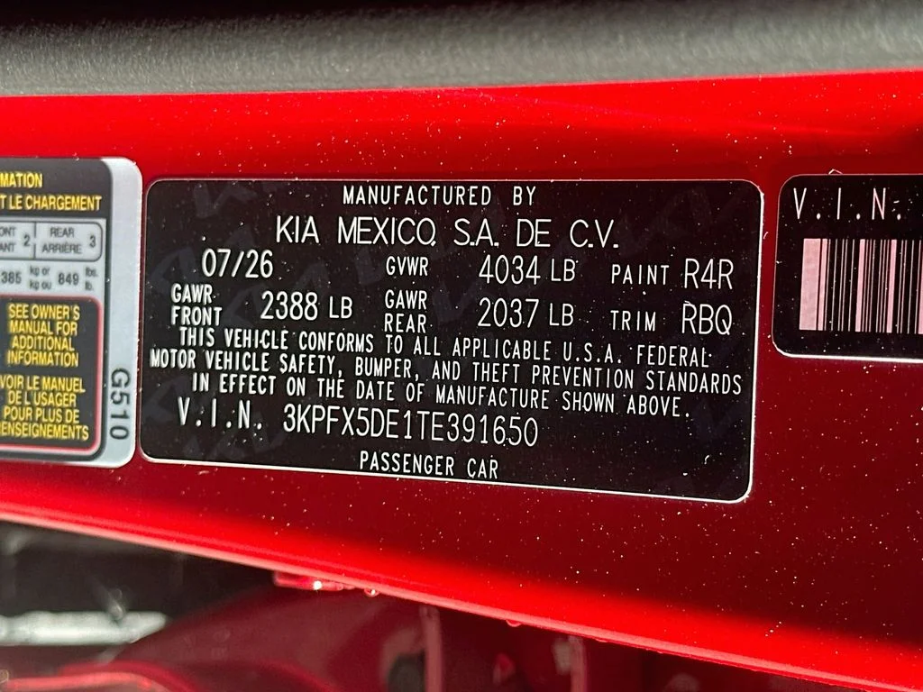 New 2026 Currant Red Kia EX image 30