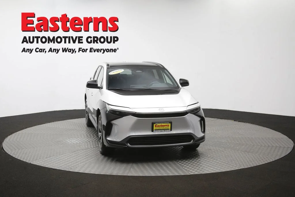 Used 2023 Silver Toyota XLE image 51