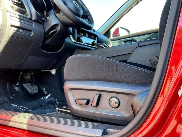 Used 2023 Red Nissan SV image 41