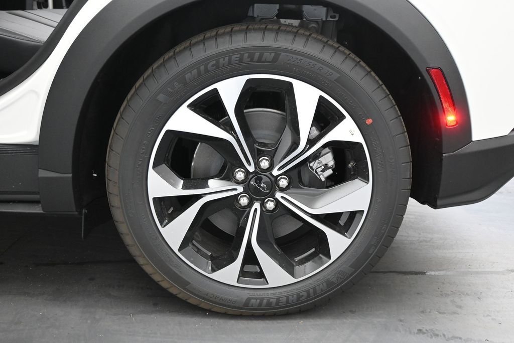 New 2026 Star White Metallic Tri-coat Ford Select image 20