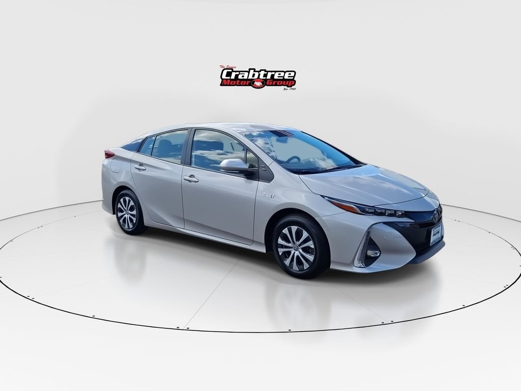 Used 2022 Silver Toyota Limited image 2