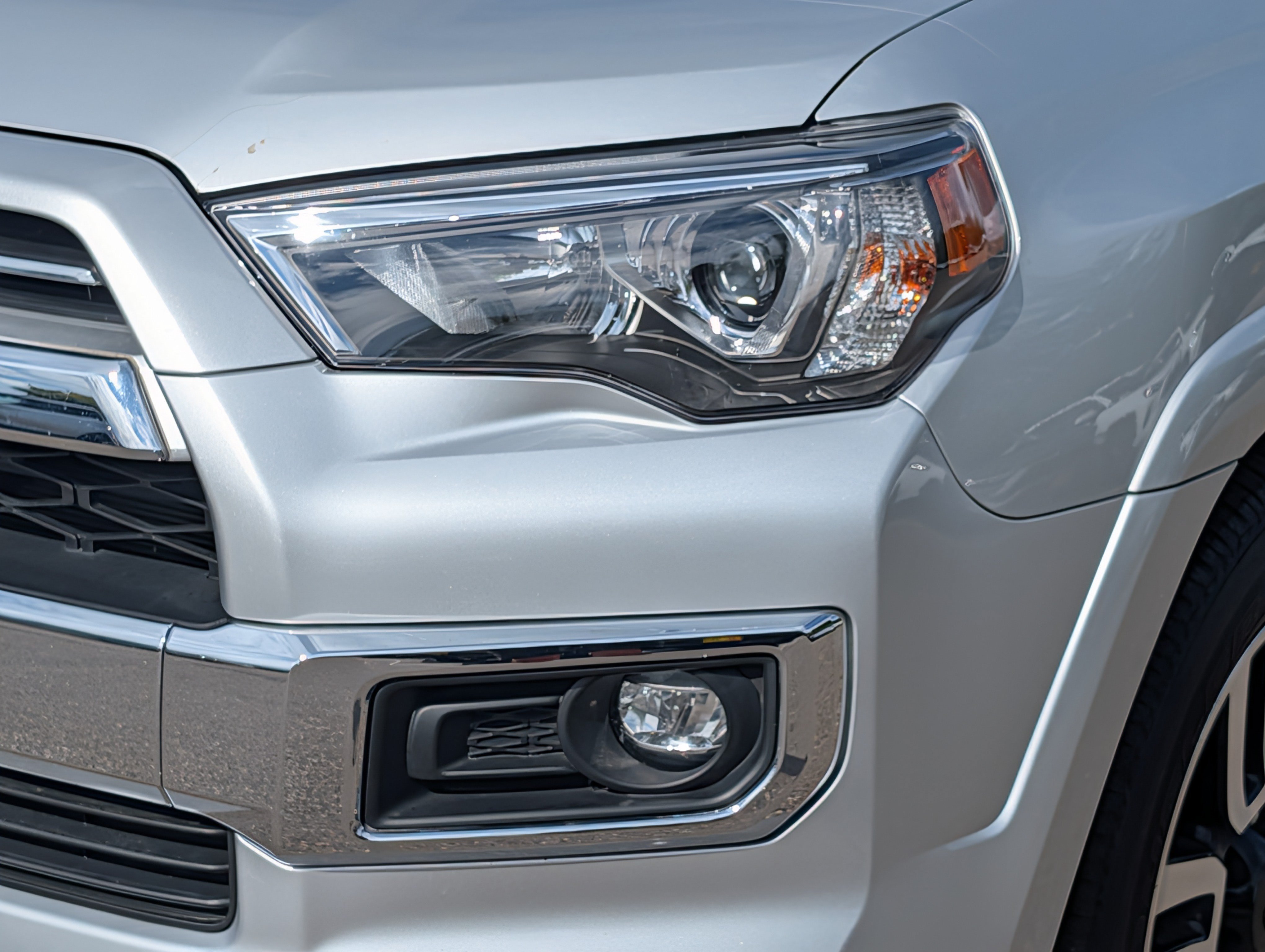 2023 Toyota 4Runner Limited - Photo 16