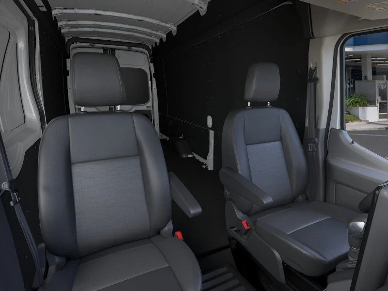 New 2026 Oxford White Ford Base image 10