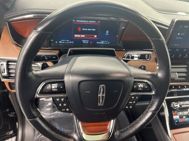 Used 2023 Black Lincoln L Reserve image 24