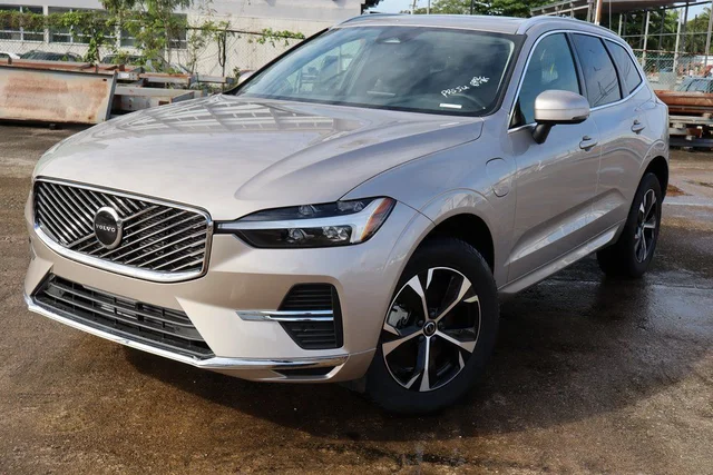 2026 Volvo XC60 Plug-In Hybrid T8 Core