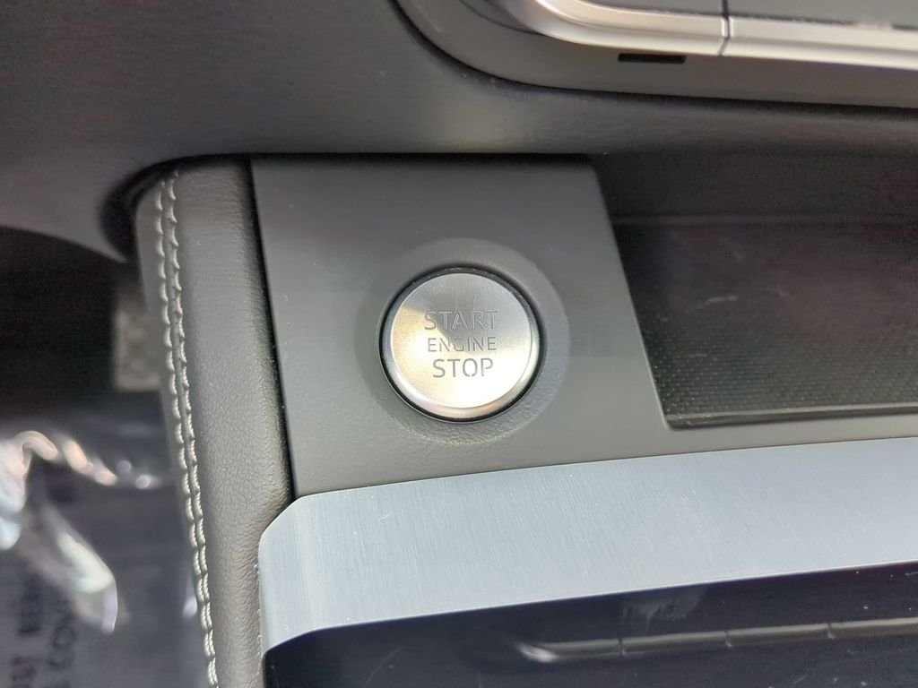 Used 2023 Silver Audi 55 Prestige image 34