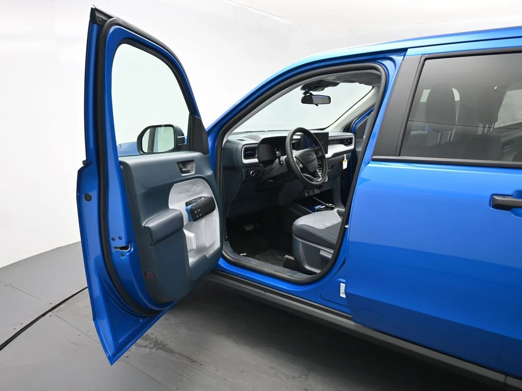 New 2026 Velocity Blue Ford XLT image 8