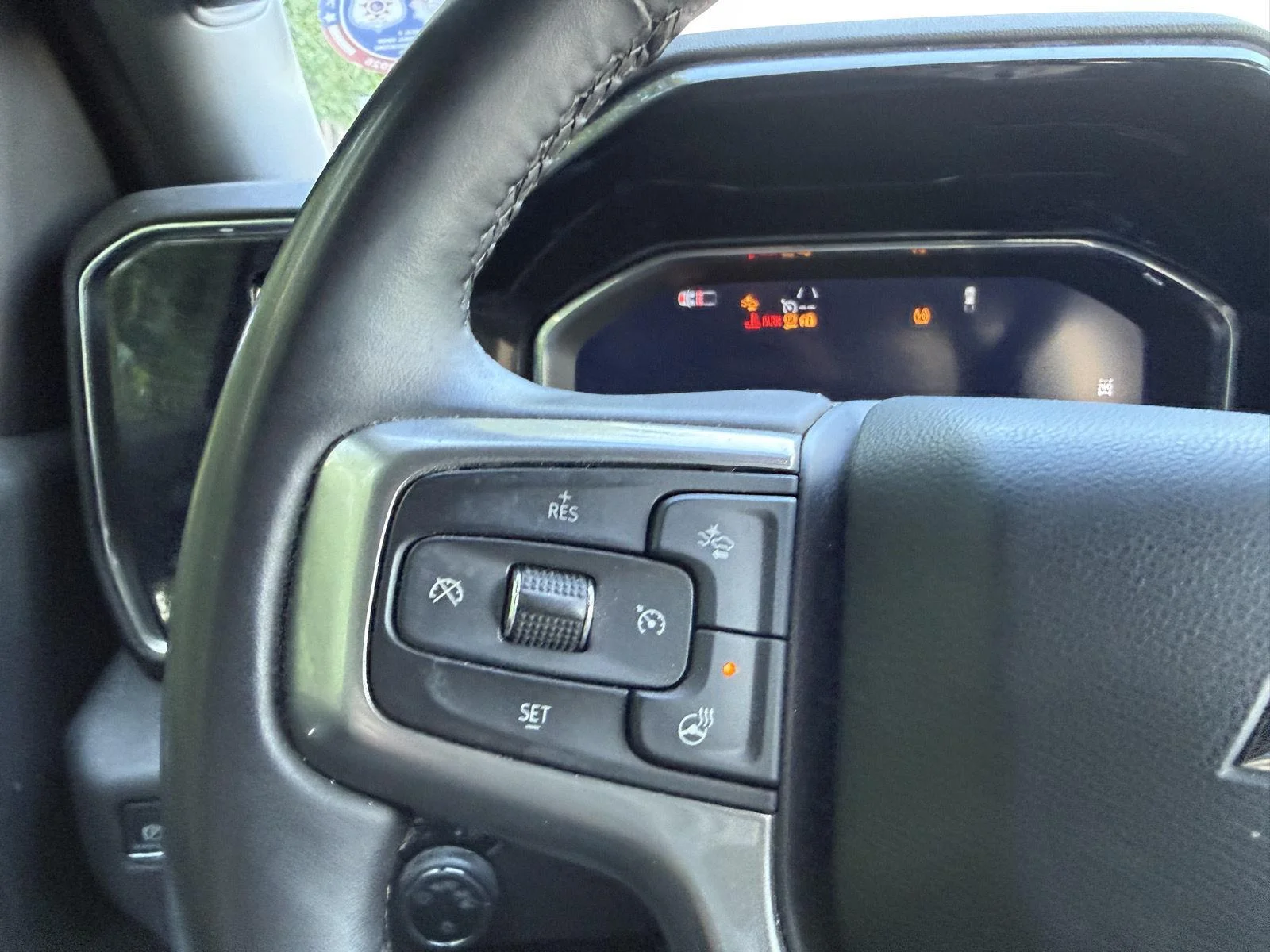 Used 2024 Summit White Chevrolet LT image 14