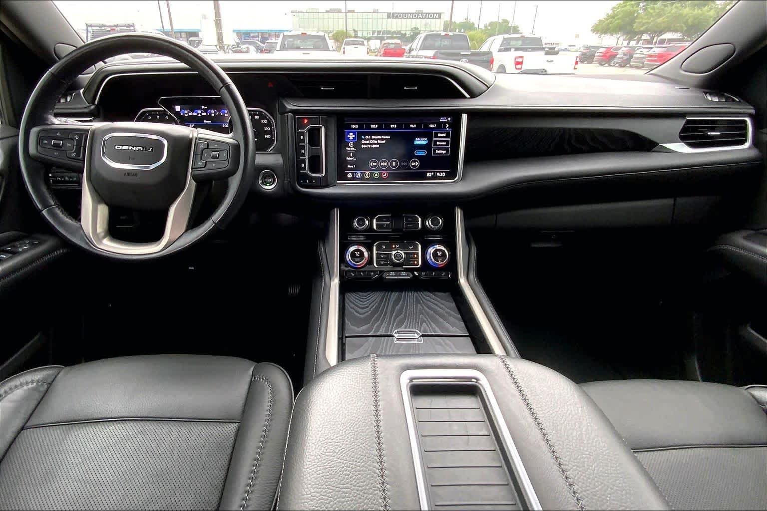 2021 GMC Yukon Denali - Photo 16