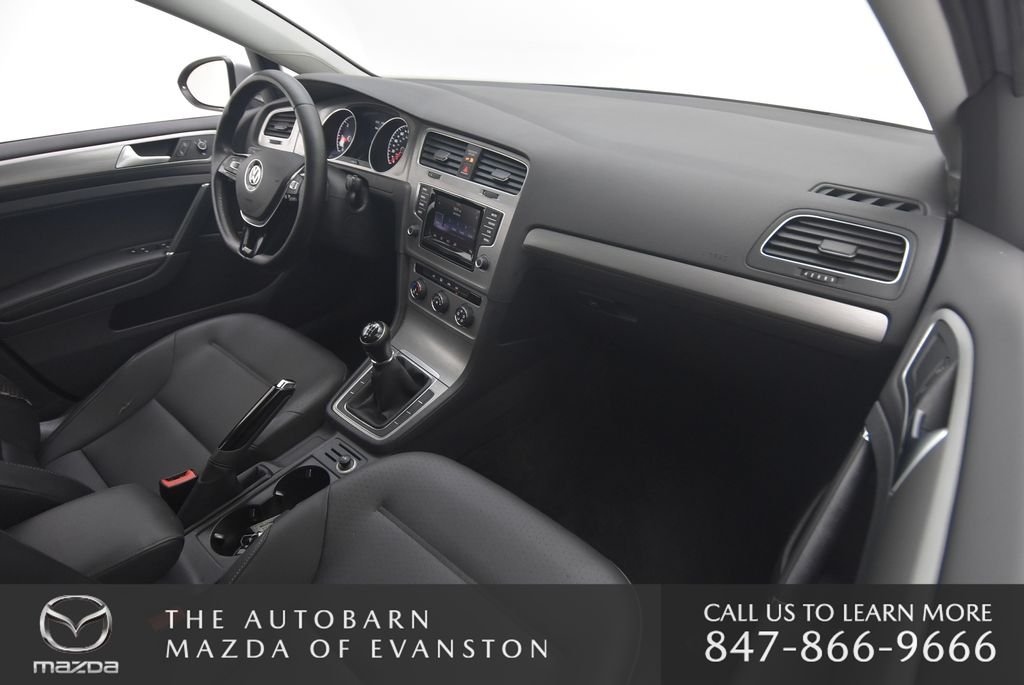 Used 2015 Reflex Silver Metallic Volkswagen S image 29