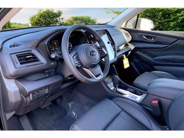 New 2026 CRYSTAL BLACK SILICA Subaru Premium 7-Passenger image 7