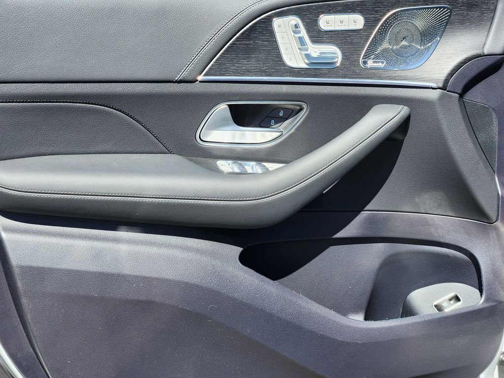 New 2026 MANUFAKTUR Alpine Grey Mercedes-Benz AMG® GLE53 COUPE 4MATIC image 13