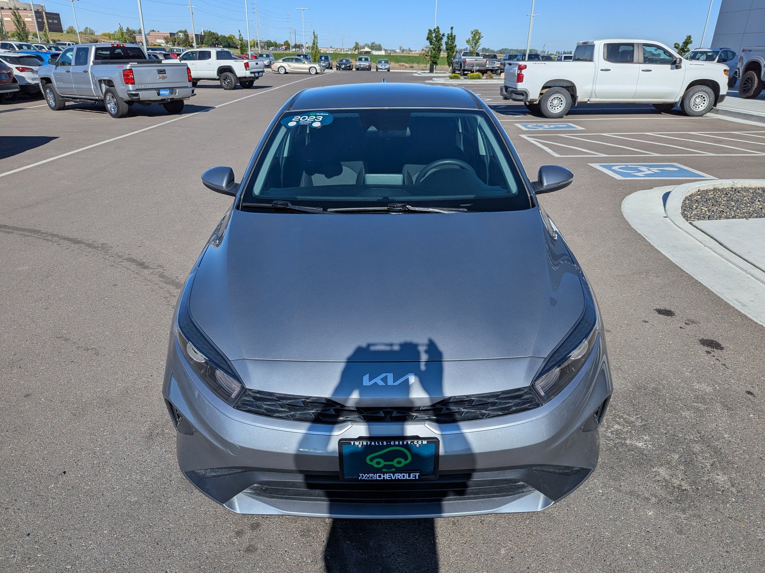 2023 Kia Forte LXS - Photo 6