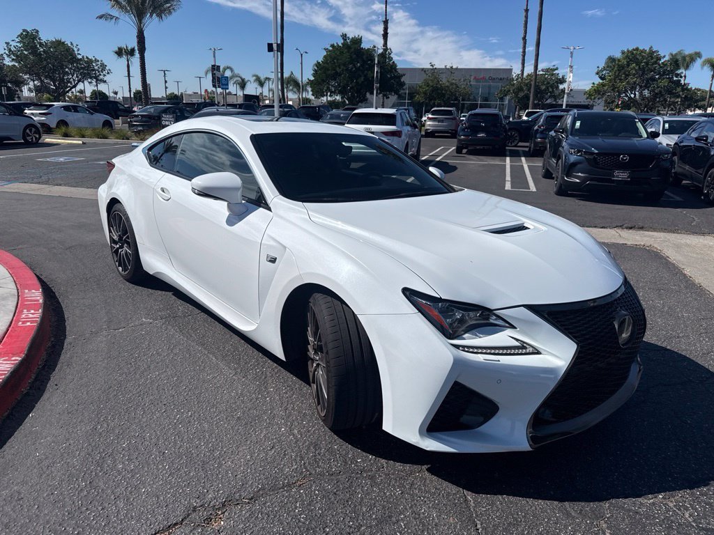 Used 2017 White Lexus F image 33