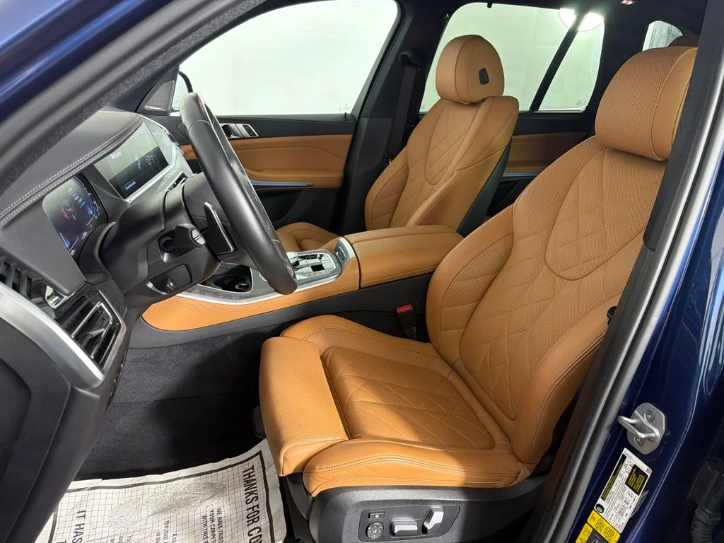 Certified Used 2023 Phytonic Blue Metallic BMW xDrive45e image 24