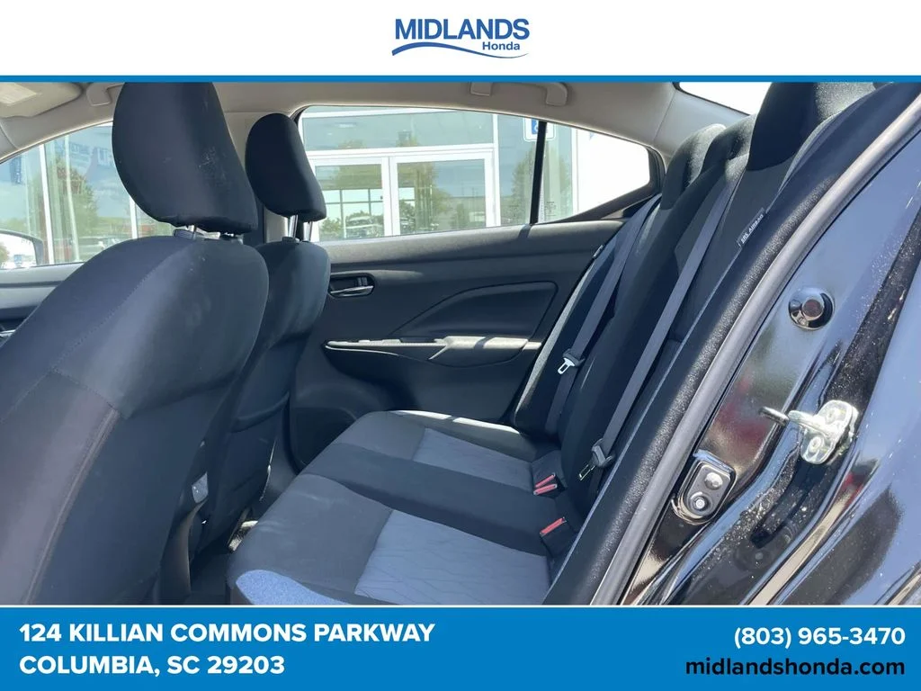 2025 Nissan Versa Sedan SV - Photo 9