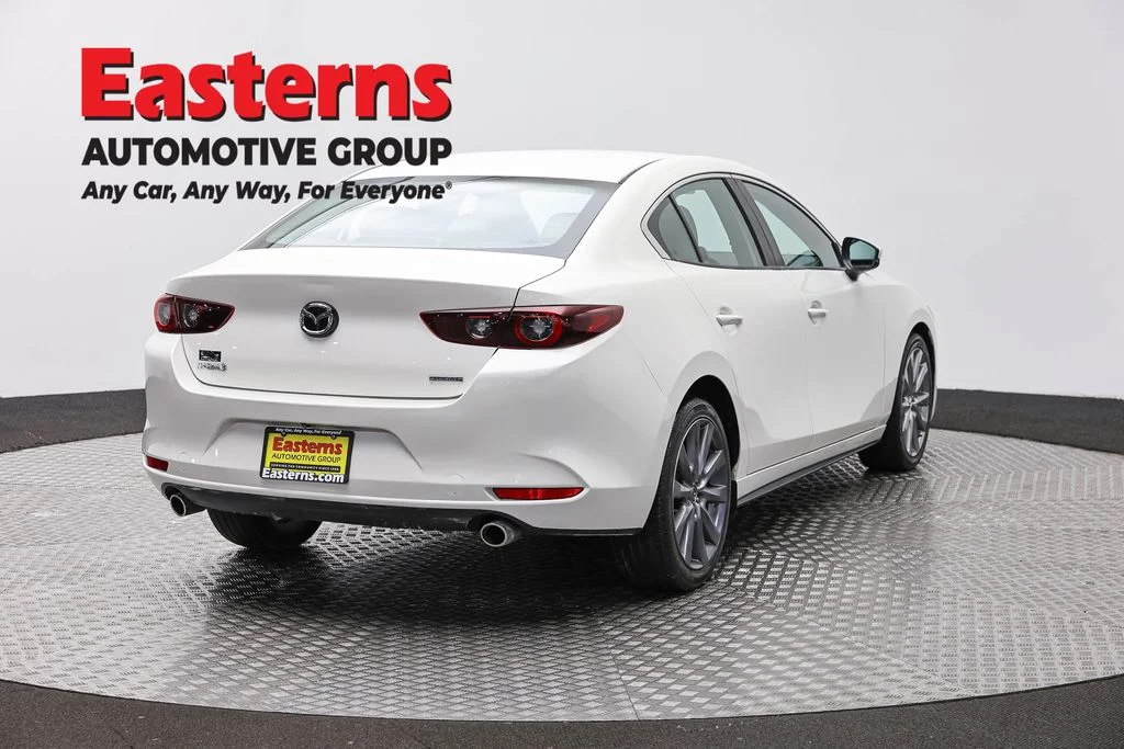 Used 2023 White Mazda 2.5 S Preferred Package image 5