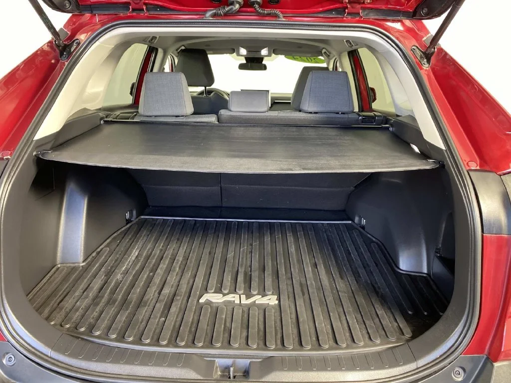 Used 2024 Pearl Toyota LE image 8