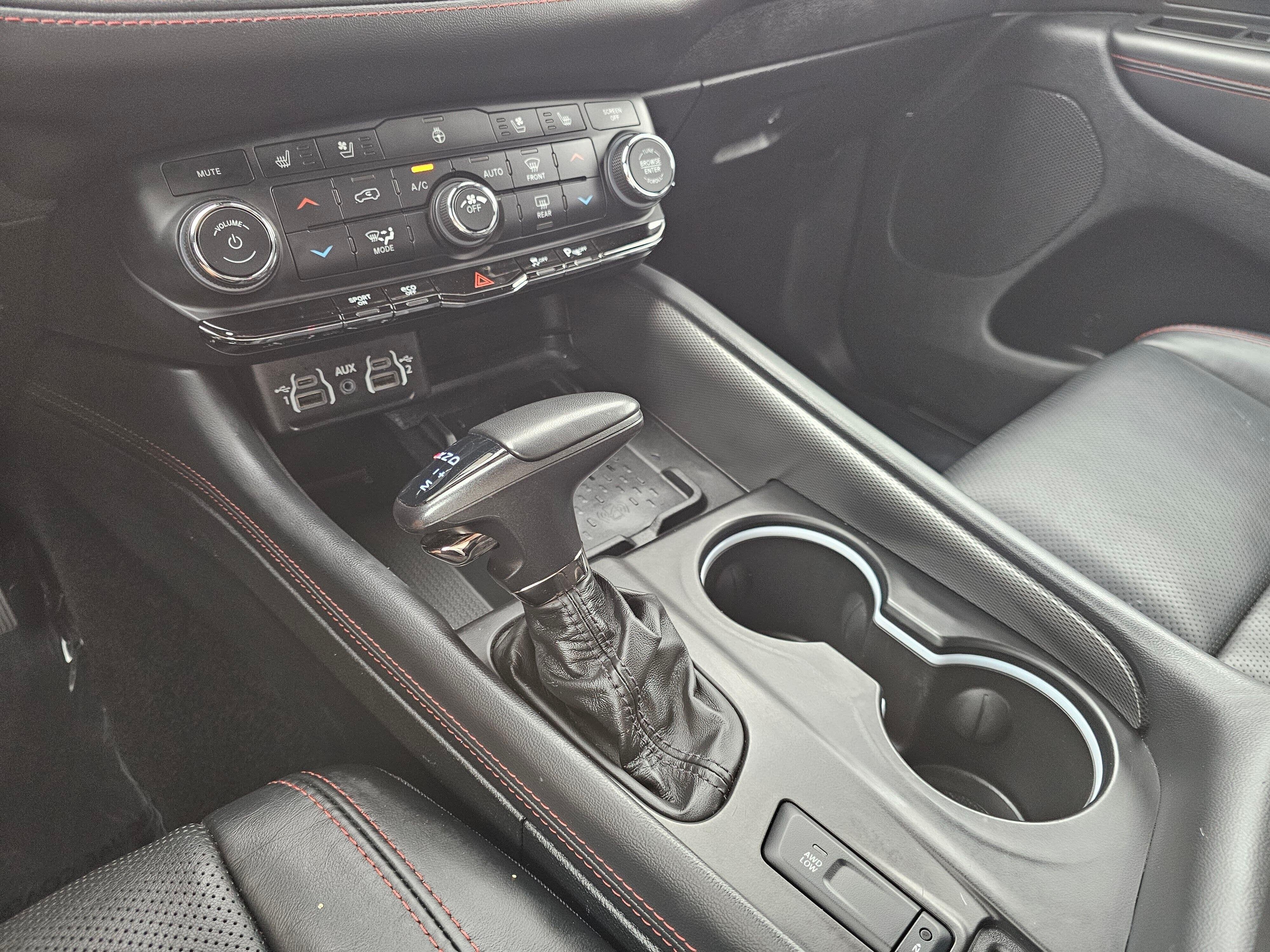 Used 2025 DB Black Clearcoat Dodge R/T Plus image 32