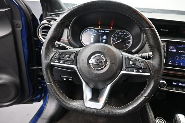 Used 2018 Blue Nissan SR image 9