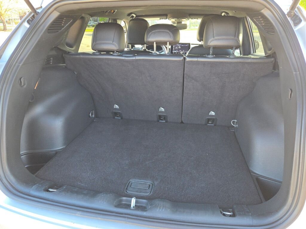 Used 2024 Silver Jeep Trailhawk image 15
