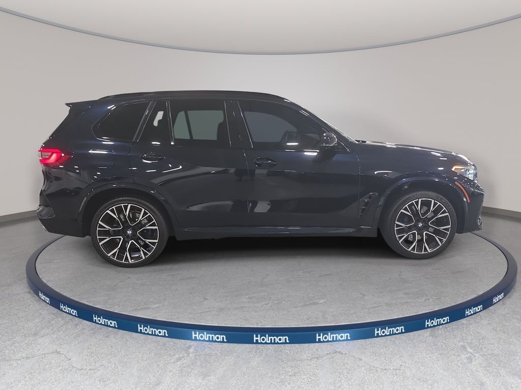 Used 2022 Carbon Black Metallic BMW  image 4