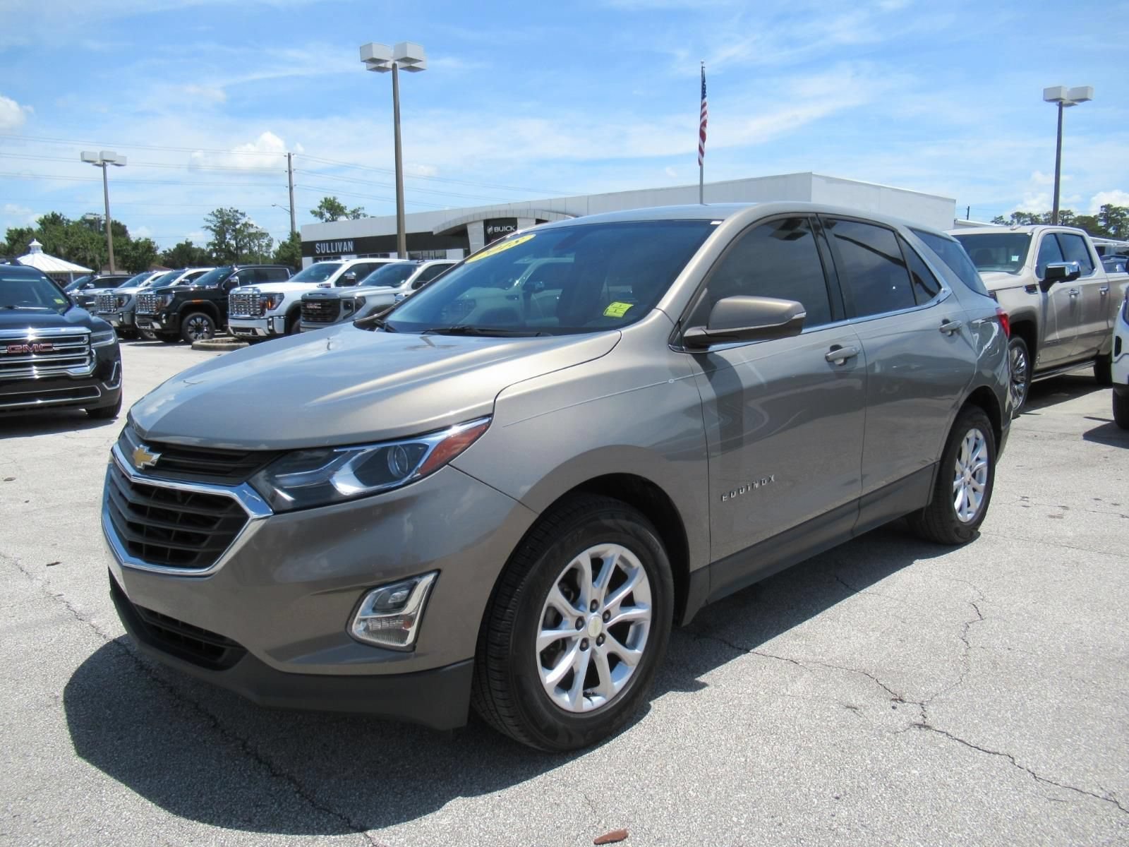 Used 2018 PEPPERDUST METALLIC Chevrolet LT image 3