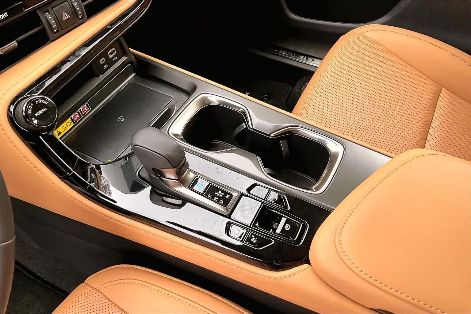 Used 2025 Caviar Lexus Premium image 17