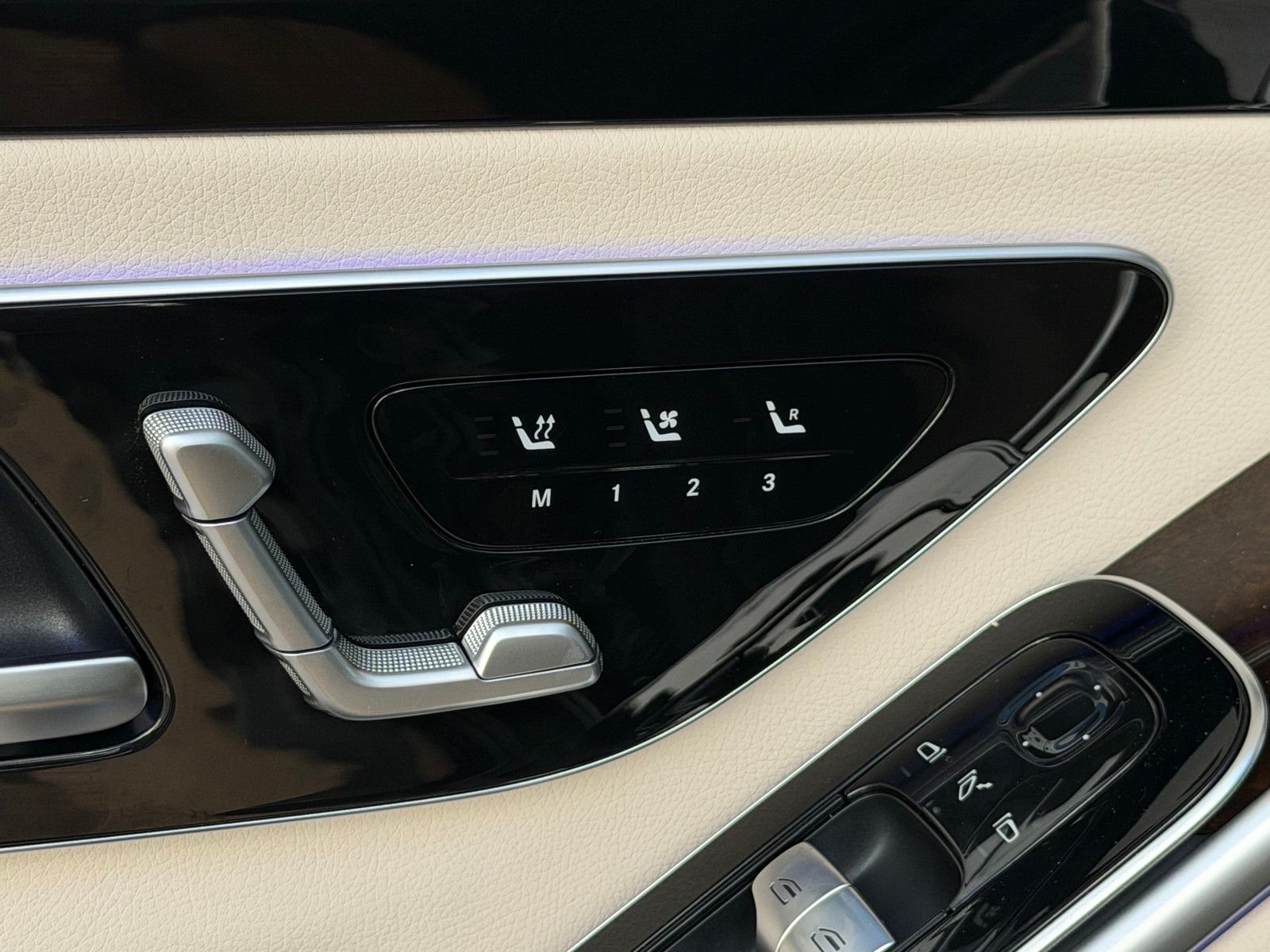 New 2026 Graphite Grey Metallic Mercedes-Benz S 500 image 13