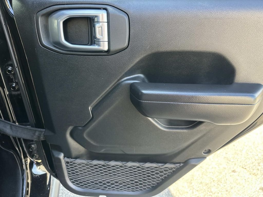 Used 2021 Black Jeep Willys image 14