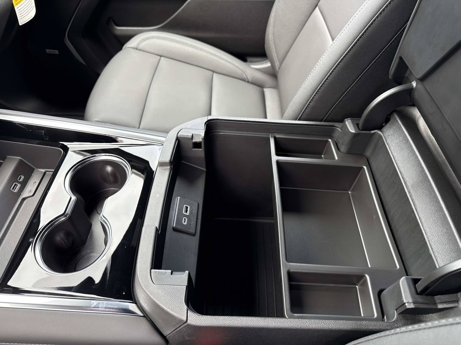 2026 Chevrolet Tahoe LT - Photo 31
