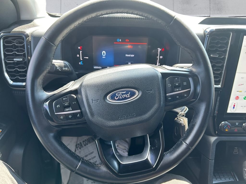 Used 2024 Black Ford XLT image 9