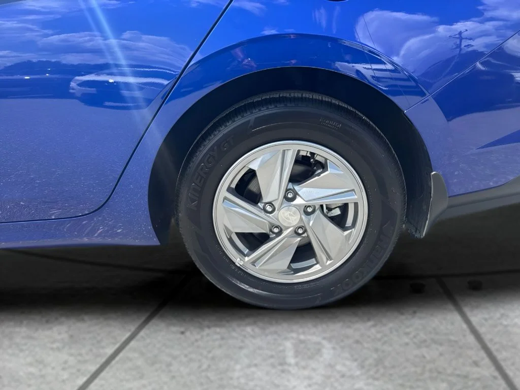 Used 2026 Blue Hyundai SE image 18