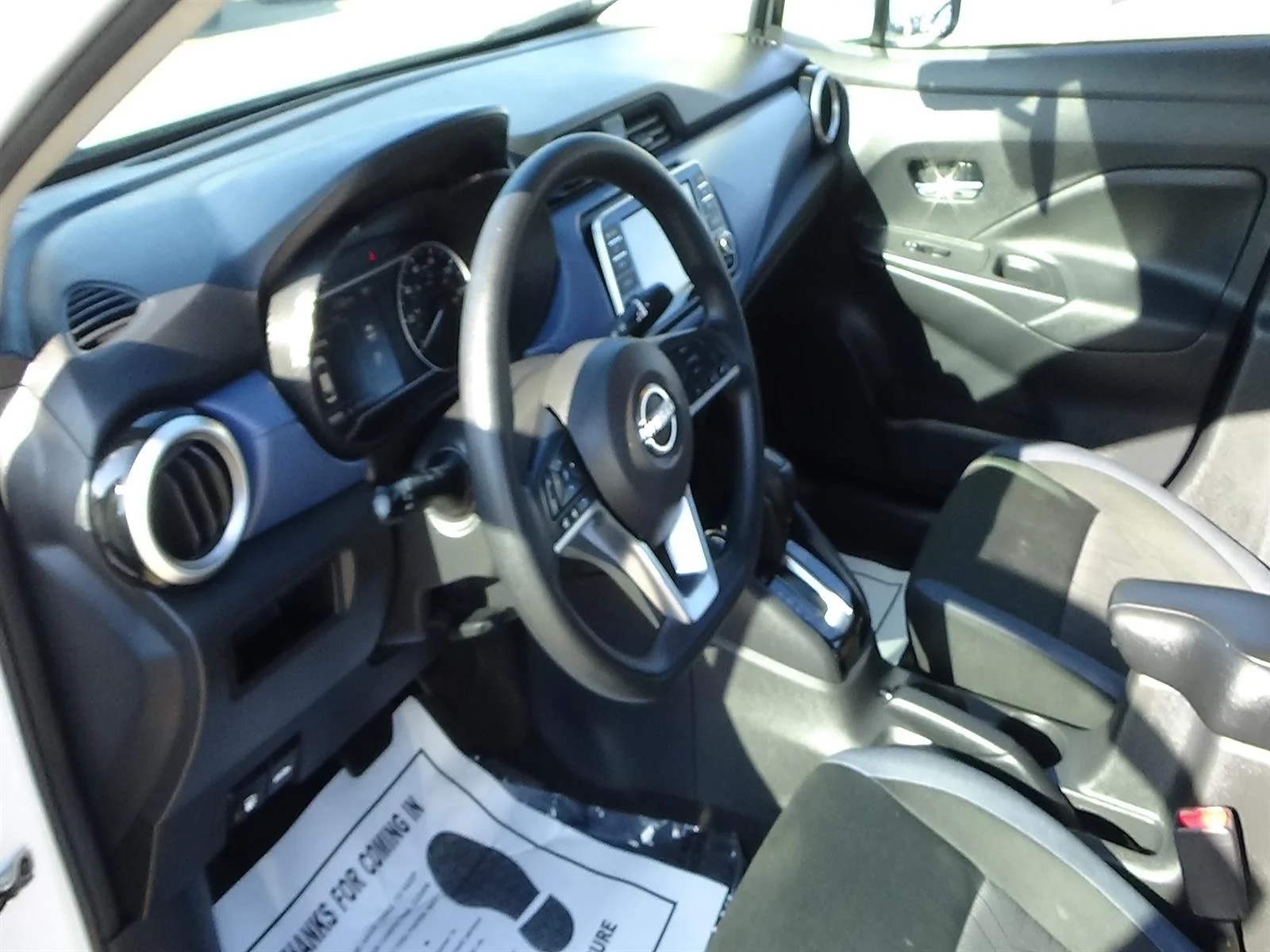 Certified Used 2025 Aspen White Tricoat (qac) Nissan SV image 14