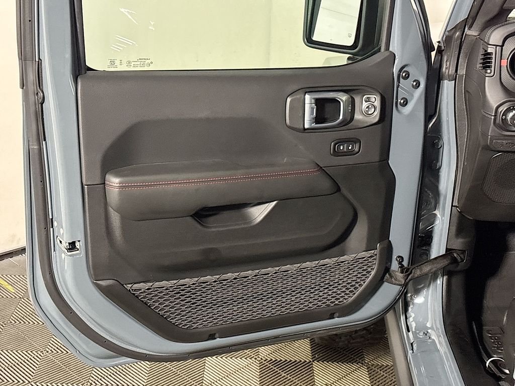 New 2026 Anvil Clear-Coat Exterior Paint Jeep  image 10