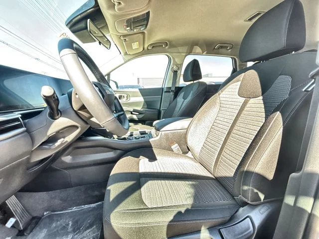 New 2026 Glacial White Pearl Kia LX image 15