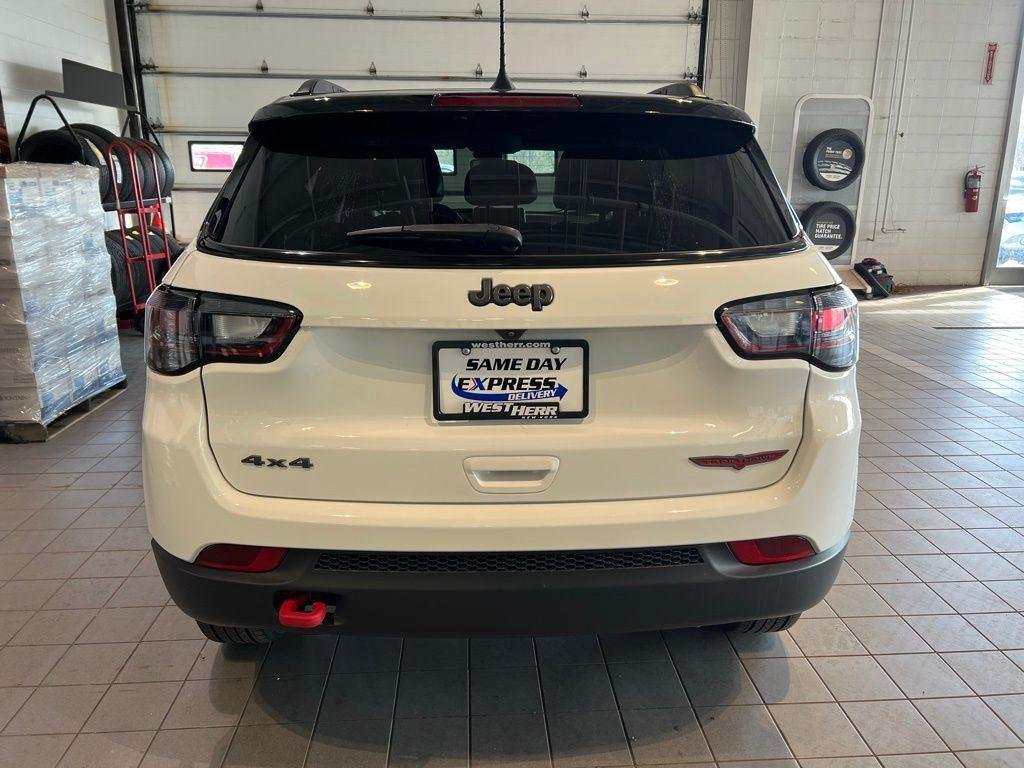 Used 2022 Bright White Clearcoat Jeep Trailhawk image 6